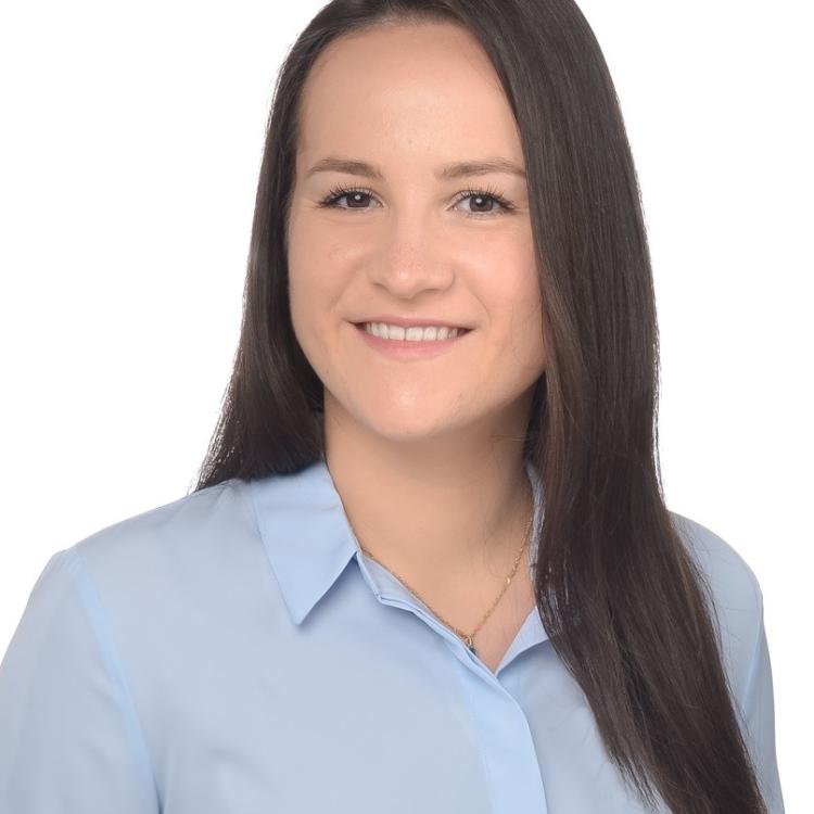Dr.  Anna Shishkina